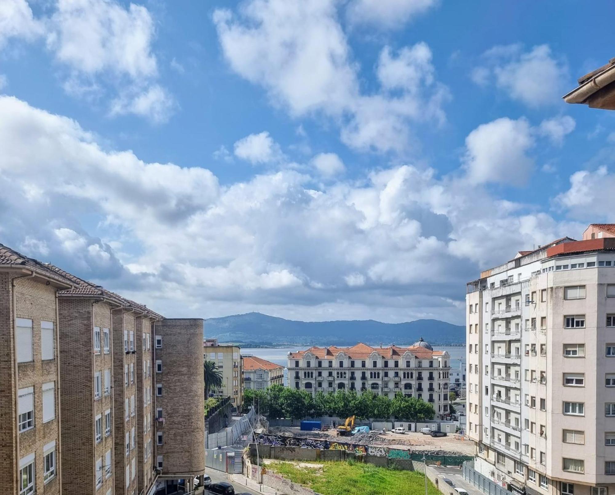 Habitacion Privada Al Lado De La Bahia De Santanderアパートメント エクステリア 写真